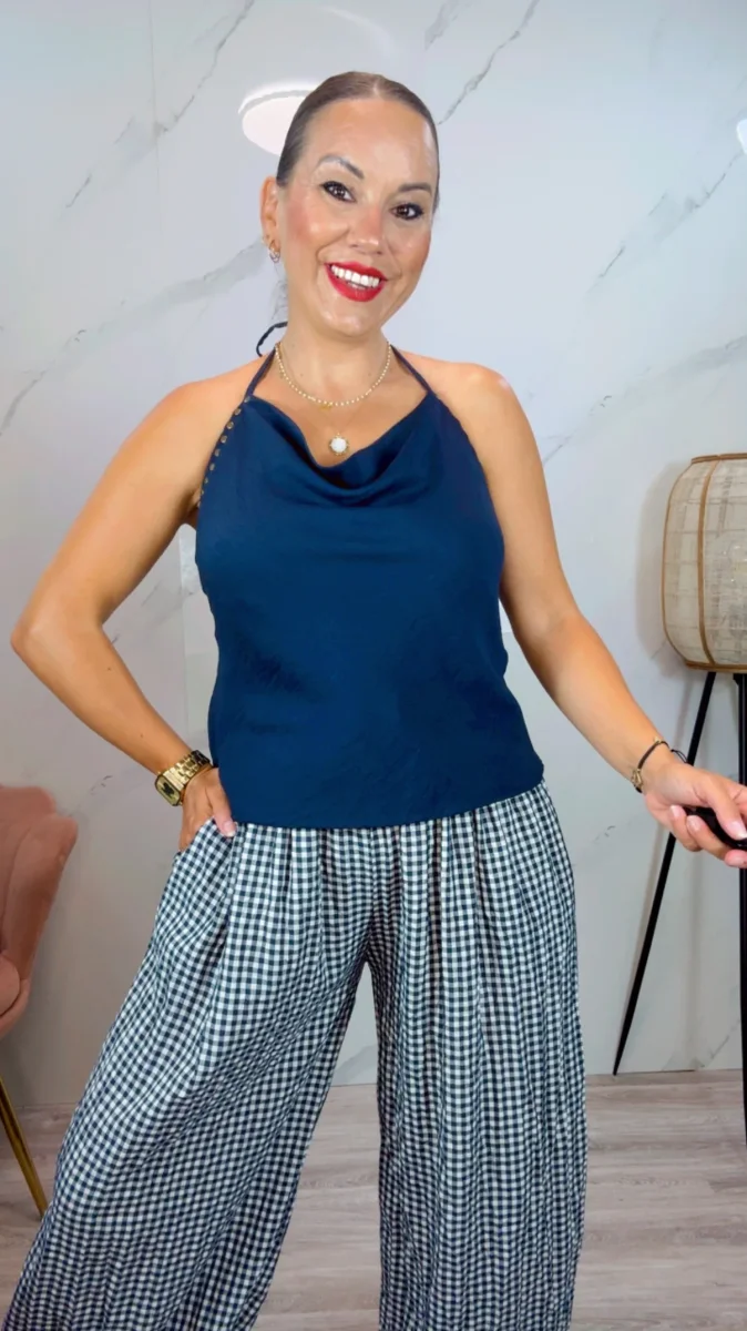 Top Tachuelas Azul Marino
