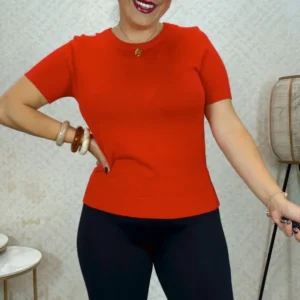 Top de Hilo Rojo